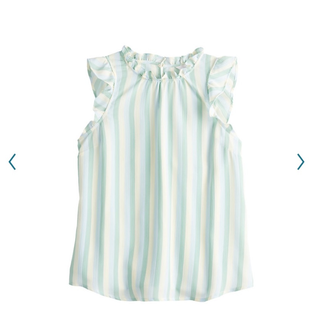 Lauren Conrad **NEW** Adorable shirt size Large